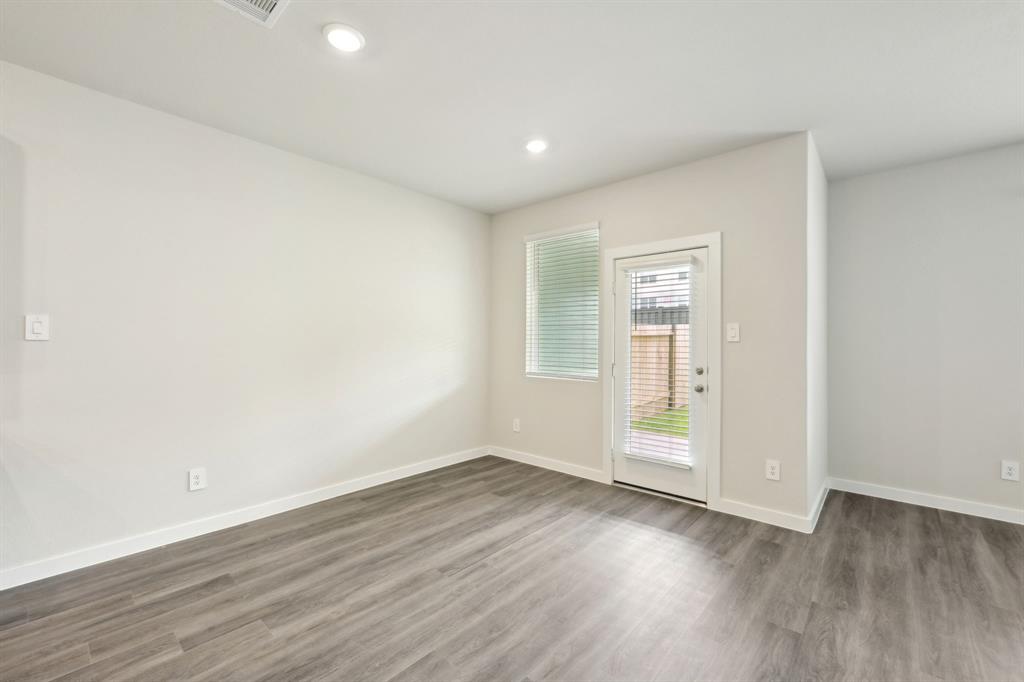 554 Avisa Drive, Kemah, Texas image 22