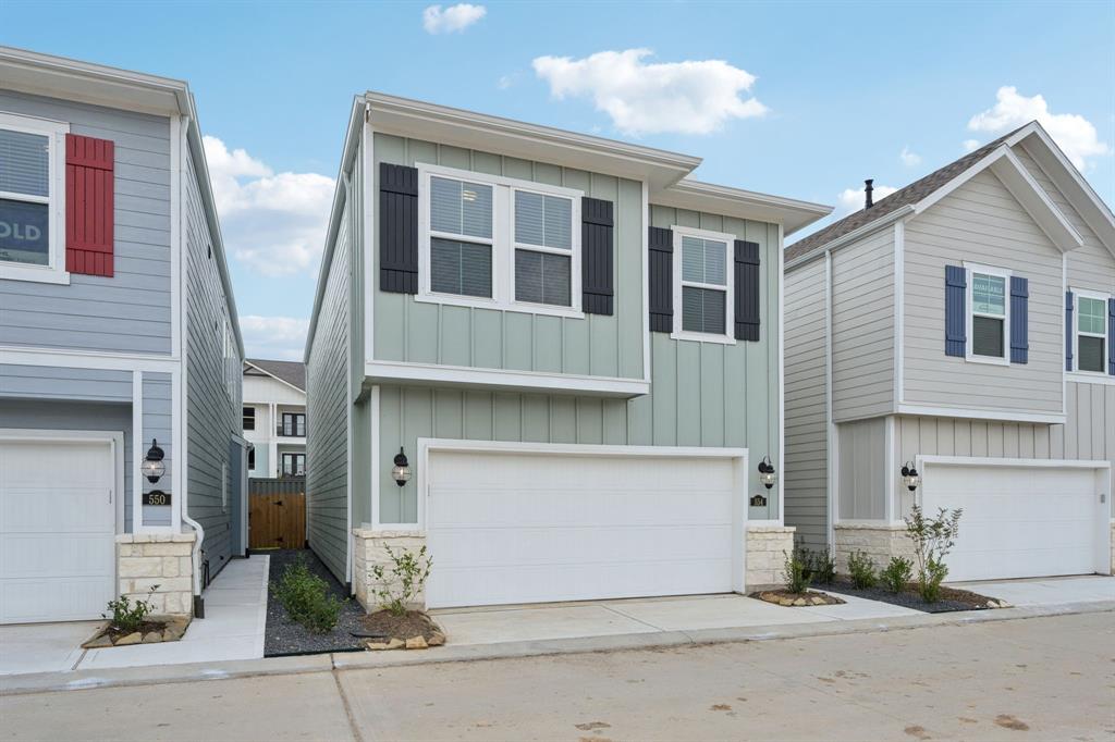 554 Avisa Drive, Kemah, Texas image 4