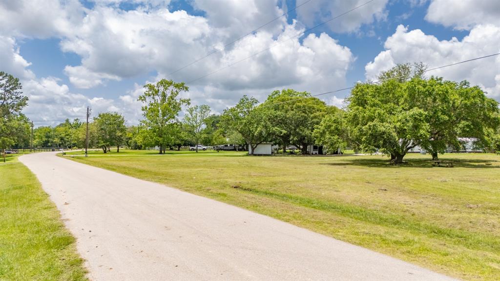652 County Road 685, Dayton, Texas image 11