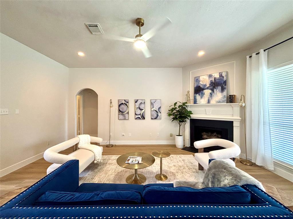 410 Briar Glen Court