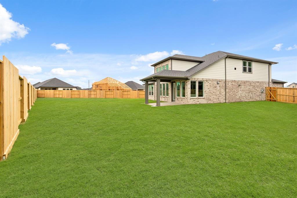 31230 Anna Meadows Drive, Fulshear, Texas image 12