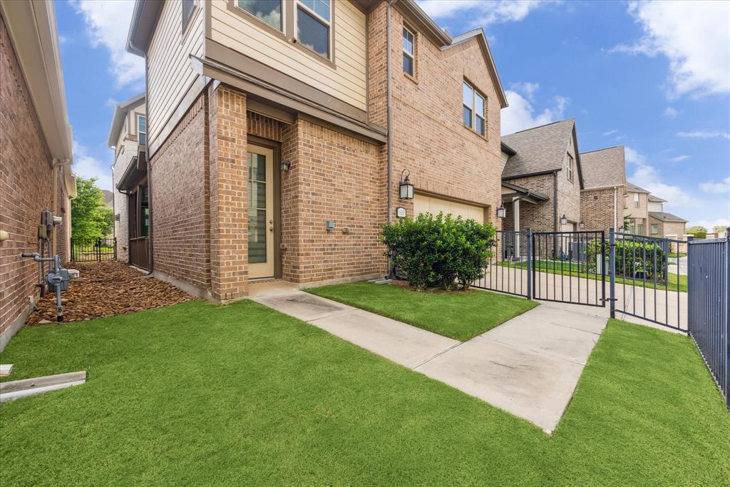 9650 Caddo Ridge Lane, Cypress, Texas image 32