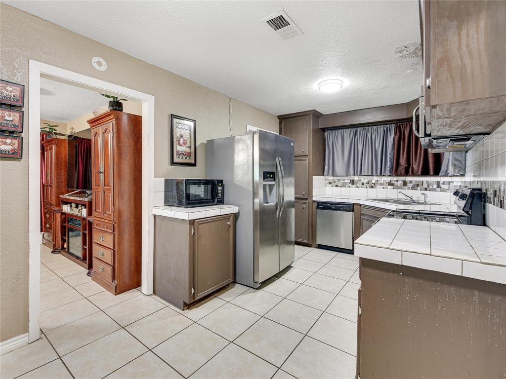 1755 W 10th Street, Freeport, Texas image 14