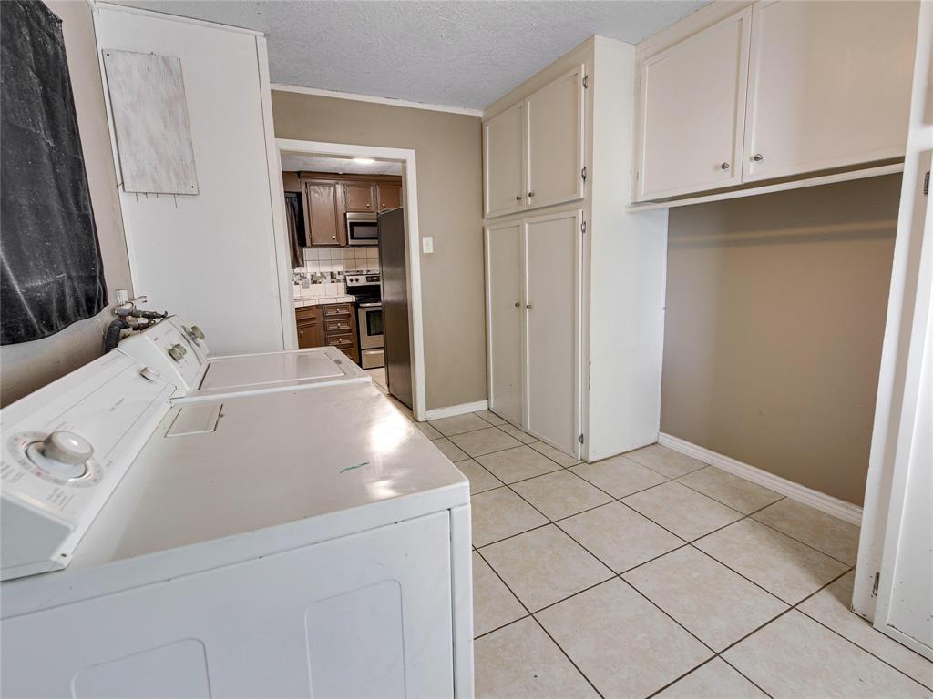 1755 W 10th Street, Freeport, Texas image 29
