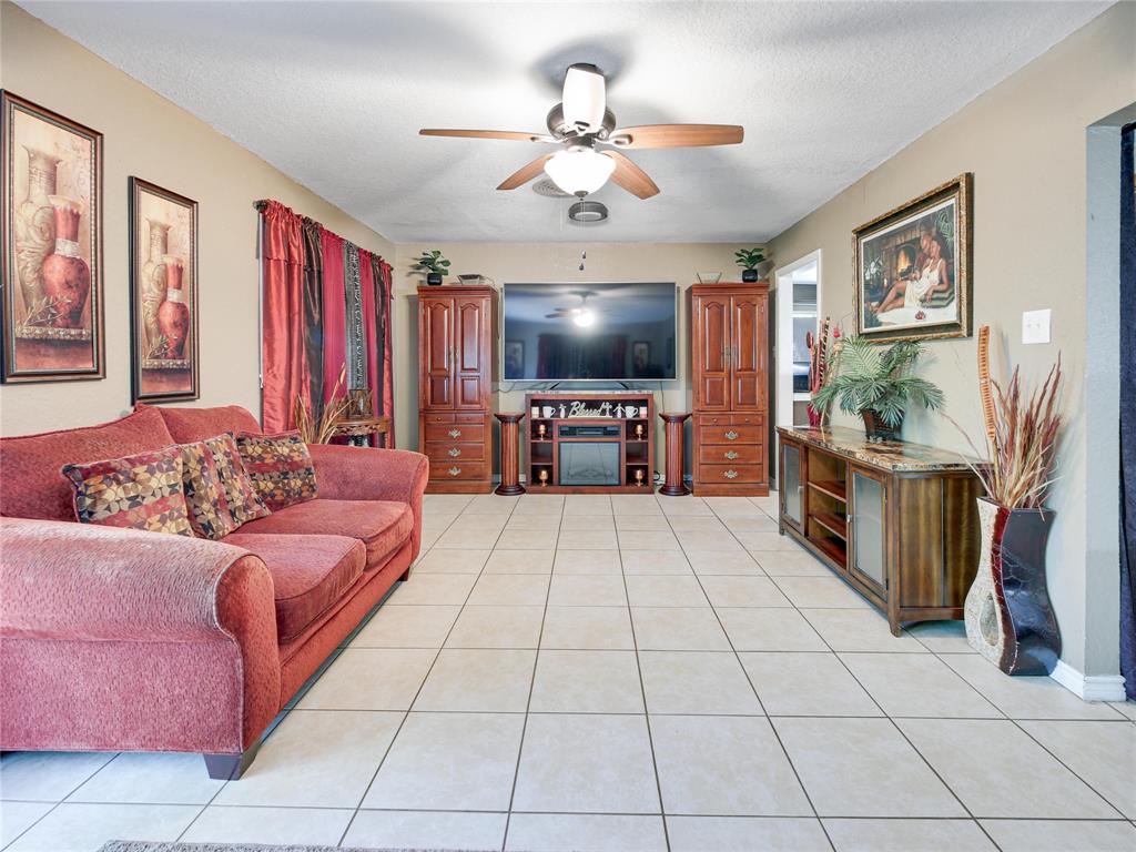 1755 W 10th Street, Freeport, Texas image 11