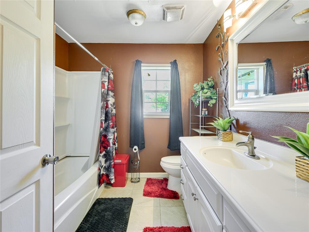 1755 W 10th Street, Freeport, Texas image 21
