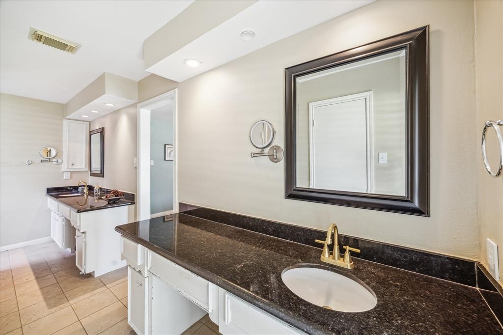 619 Chevy Chase Circle, Sugar Land, Texas image 22