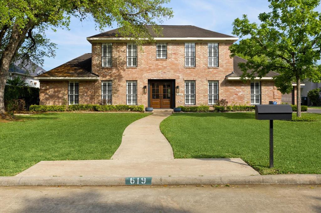 619 Chevy Chase Circle, Sugar Land, Texas image 37
