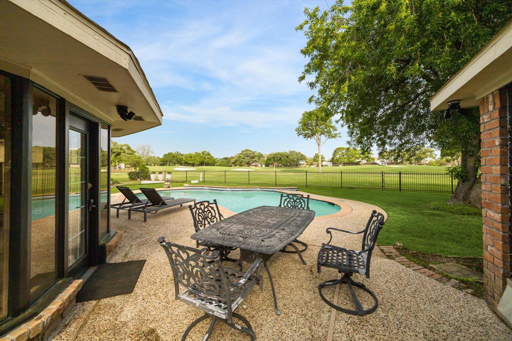 619 Chevy Chase Circle, Sugar Land, Texas image 28