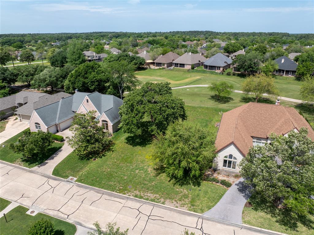 27 Greenview, Montgomery, Texas image 2