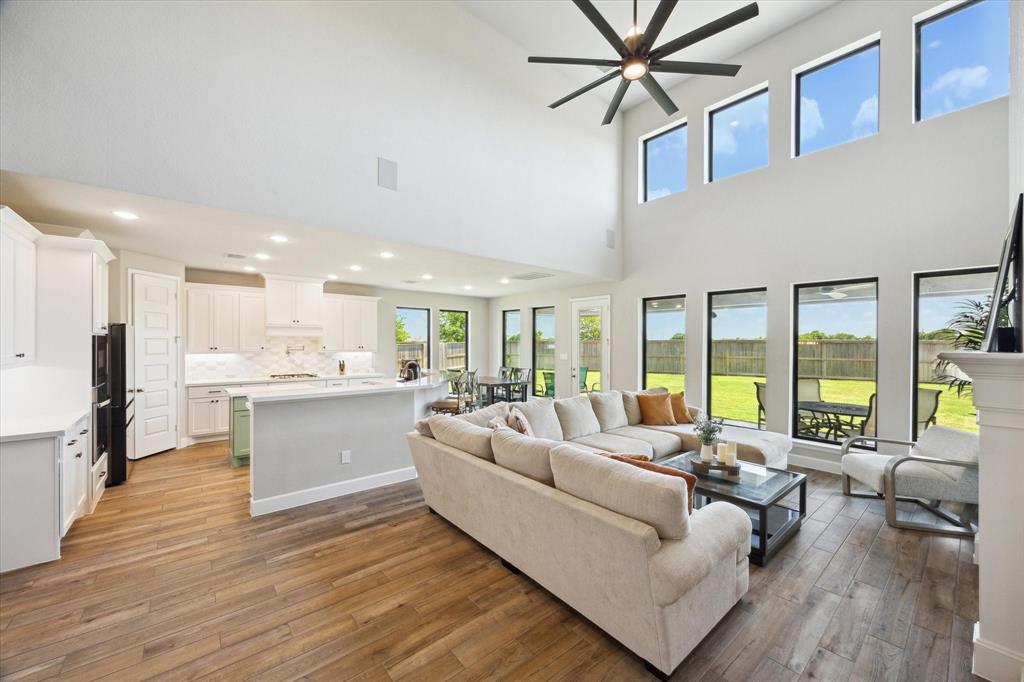9951 Chapman Trail, Manvel, Texas image 12