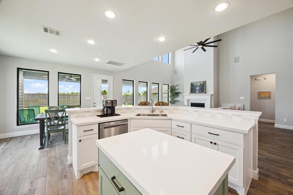 9951 Chapman Trail, Manvel, Texas image 17