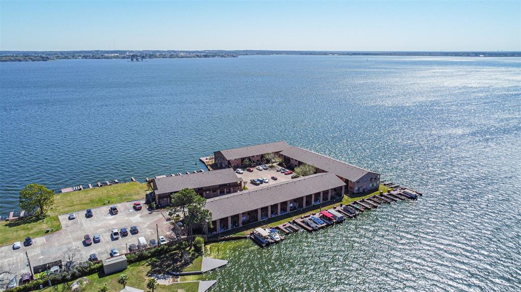 801 River Road 1