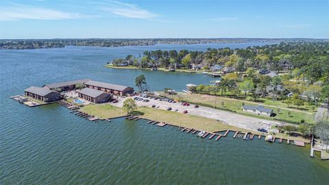 801 River Road 1 Montgomery TX 77356