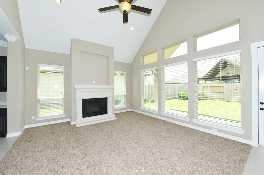 4914 Fairford Drive, Sugar Land, Texas image 5