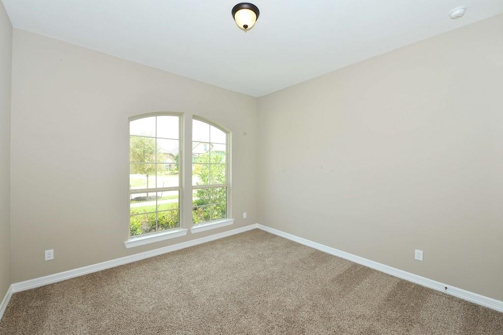4914 Fairford Drive, Sugar Land, Texas image 15