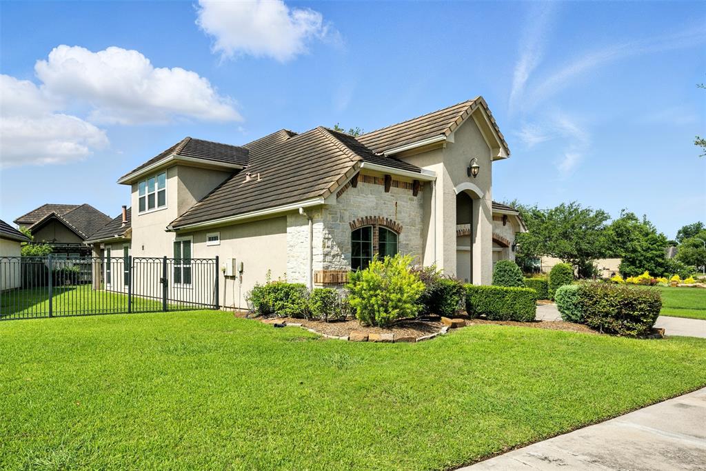 4914 Fairford Drive