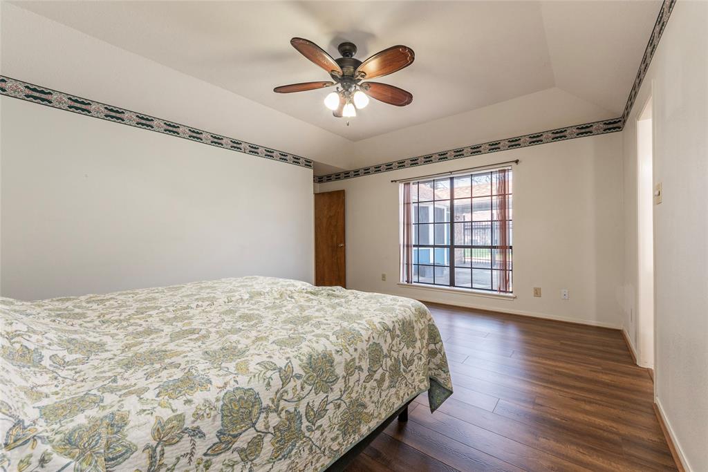 602 Bradshire Court, Deer Park, Texas image 38