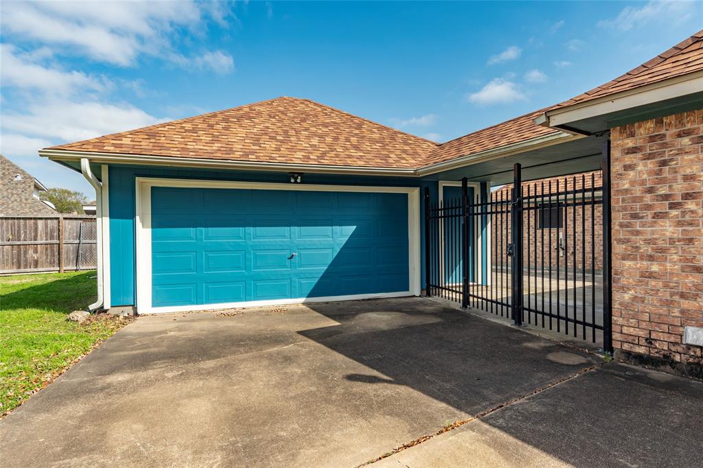 602 Bradshire Court, Deer Park, Texas image 20