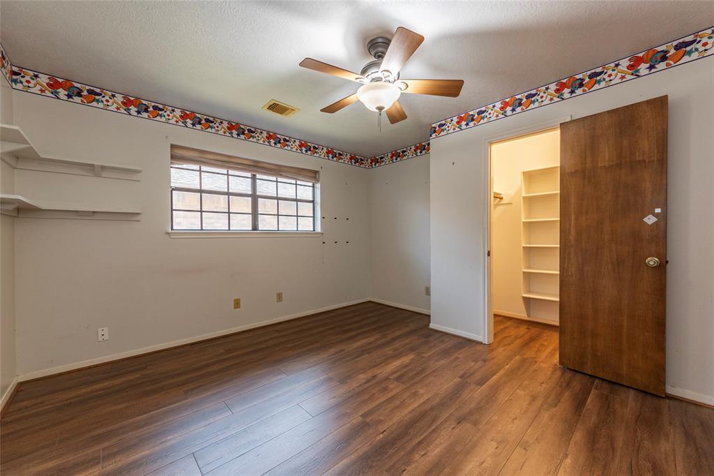602 Bradshire Court, Deer Park, Texas image 12