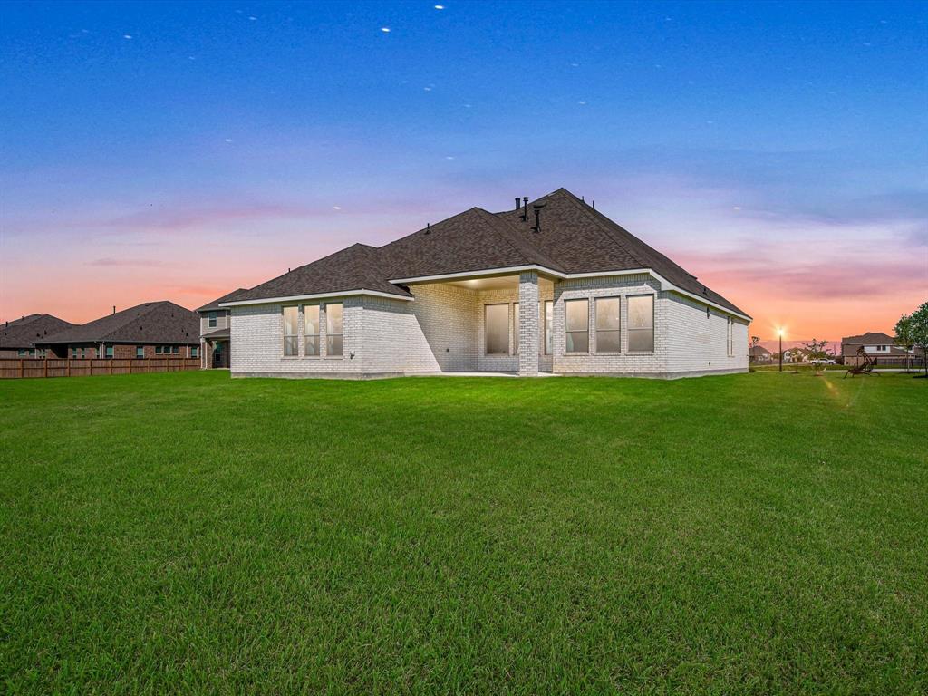 15126 Arenosa Avenue, Mont Belvieu, Texas image 5