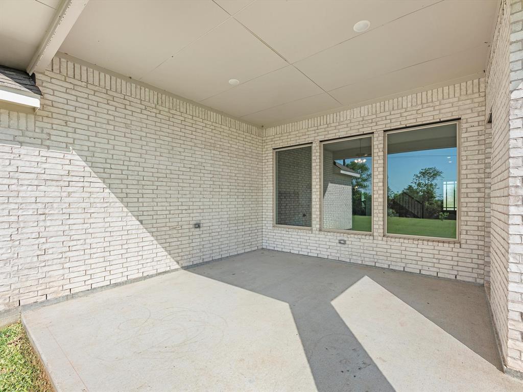 15126 Arenosa Avenue, Mont Belvieu, Texas image 4