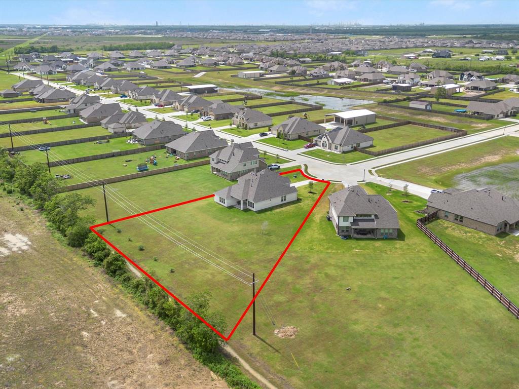 15126 Arenosa Avenue, Mont Belvieu, Texas image 3