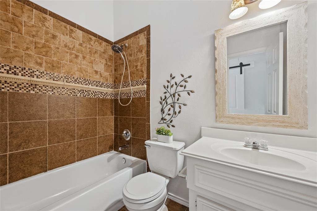 8302 Shady Ace Lane, Humble, Texas image 30