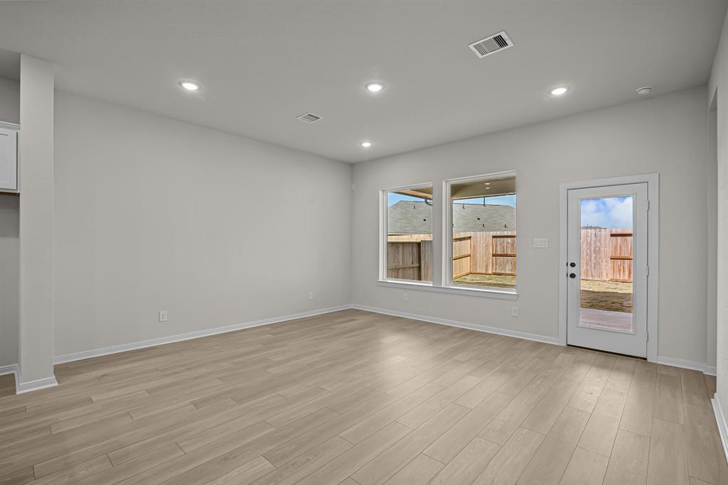26434 Brilliant Beam Way, Hockley, Texas image 34