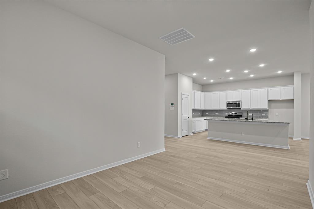26434 Brilliant Beam Way, Hockley, Texas image 31