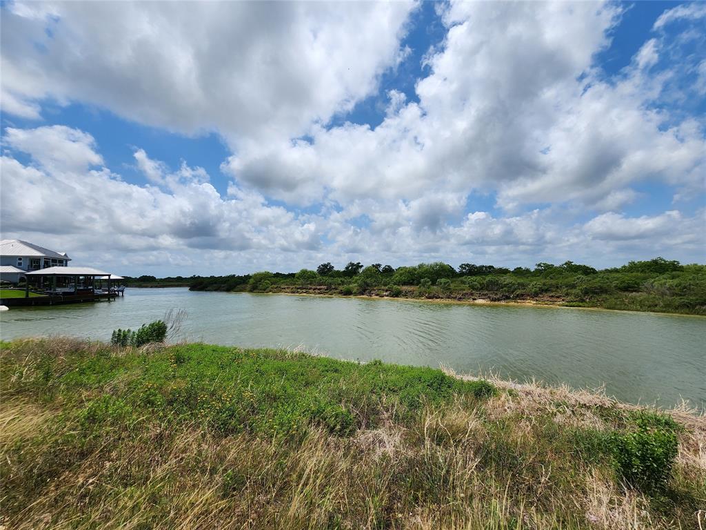1322 Highborne Cay Court, Texas City, Texas image 7