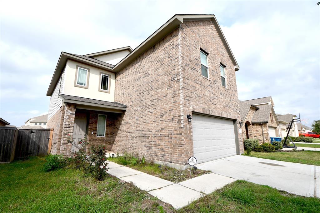 15411 Formaston Drive, Humble, Texas image 2