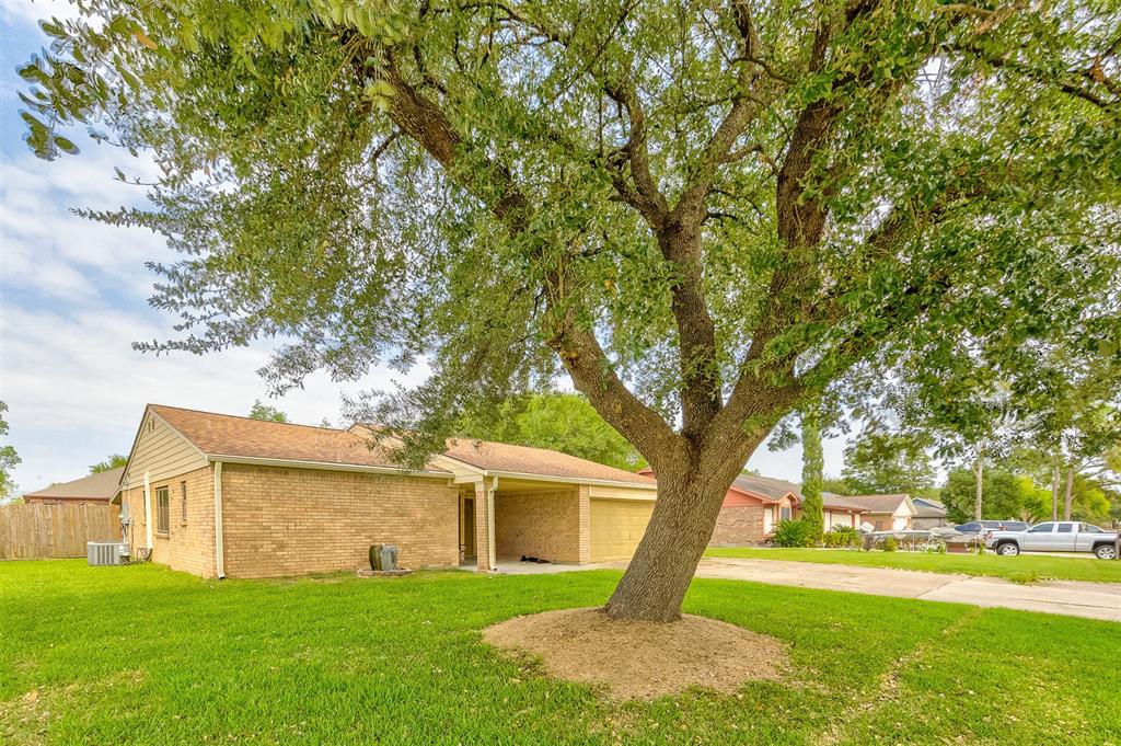 5309 Bramble Lane, Dickinson, Texas image 20
