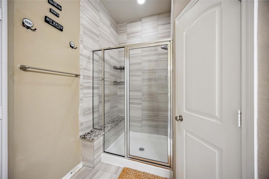 12419 Alora Bluff Trail, Humble, Texas image 17