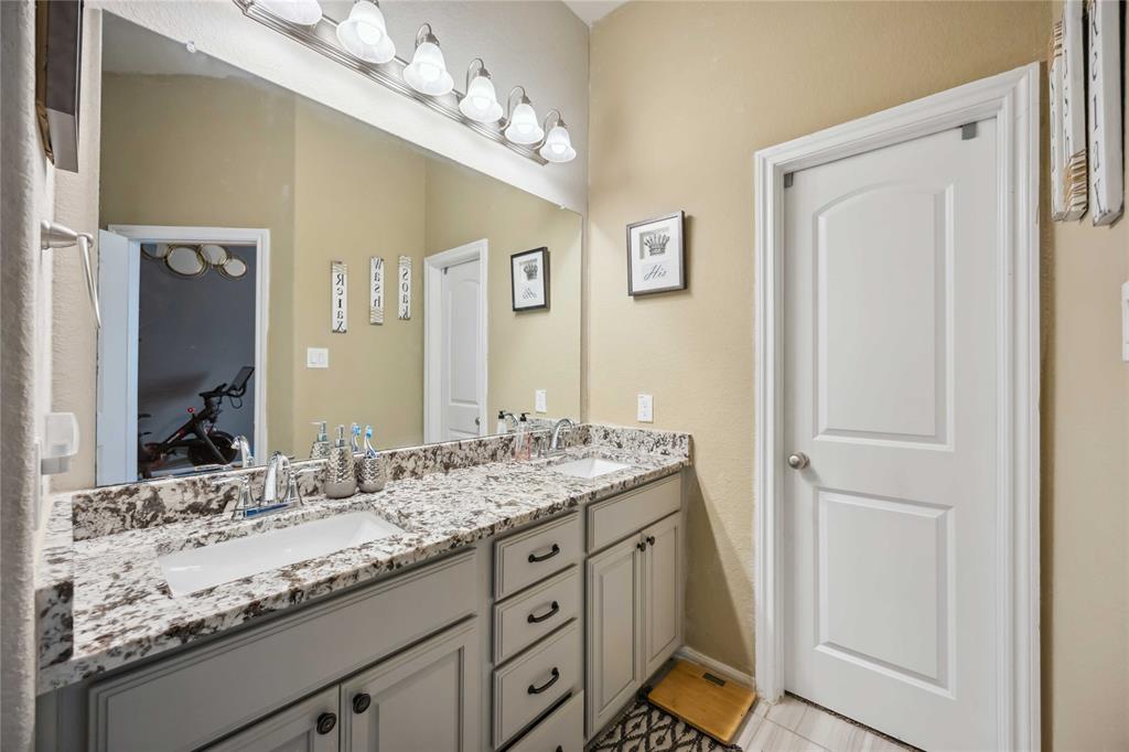 12419 Alora Bluff Trail, Humble, Texas image 16