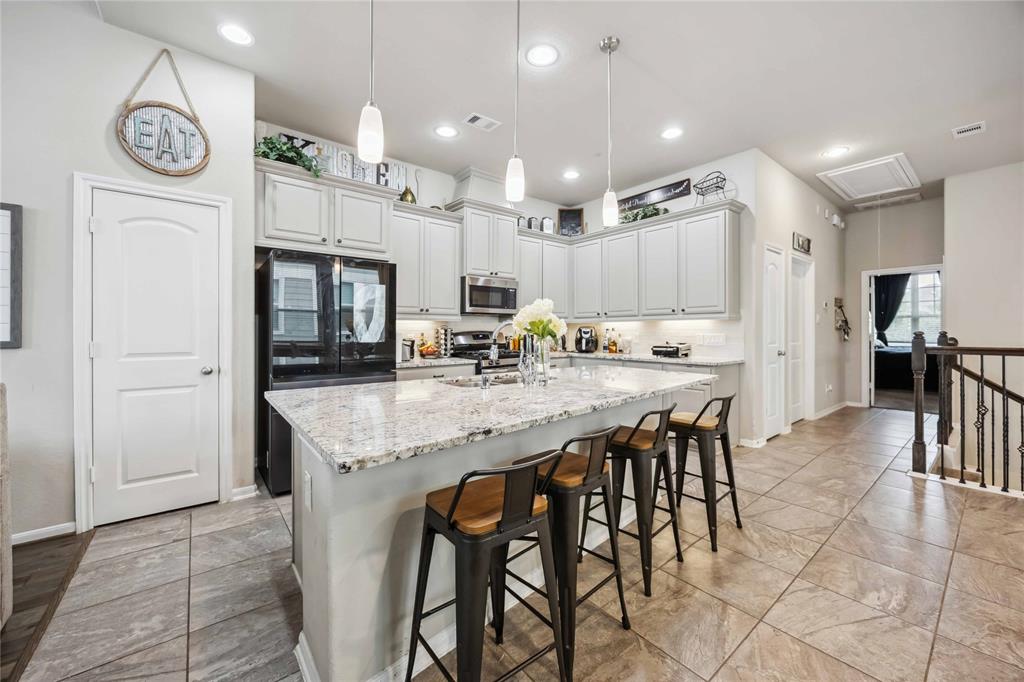 12419 Alora Bluff Trail, Humble, Texas image 9