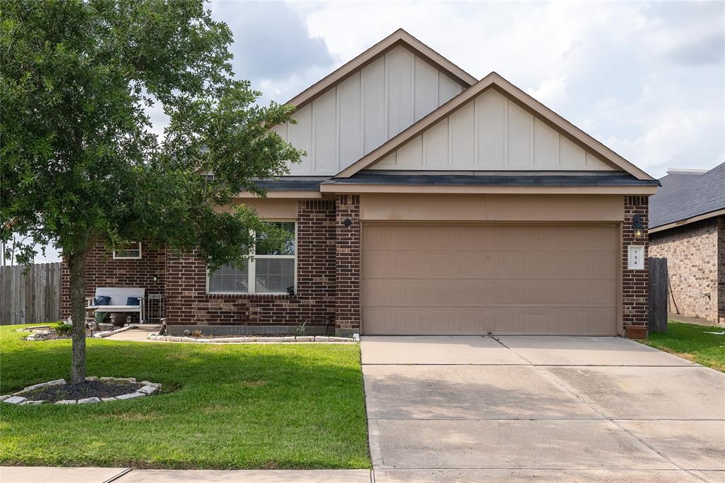 734 Mill Spring Court, Richmond, Texas image 1