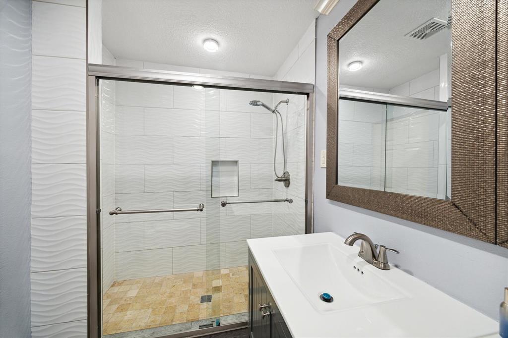 6502 Foxfern Circle, Houston, Texas image 10
