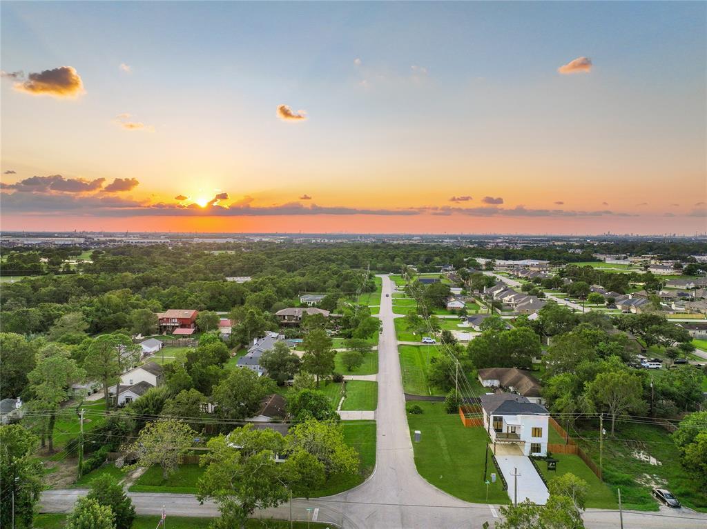 230 Bayshore Drive, La Porte, Texas image 1