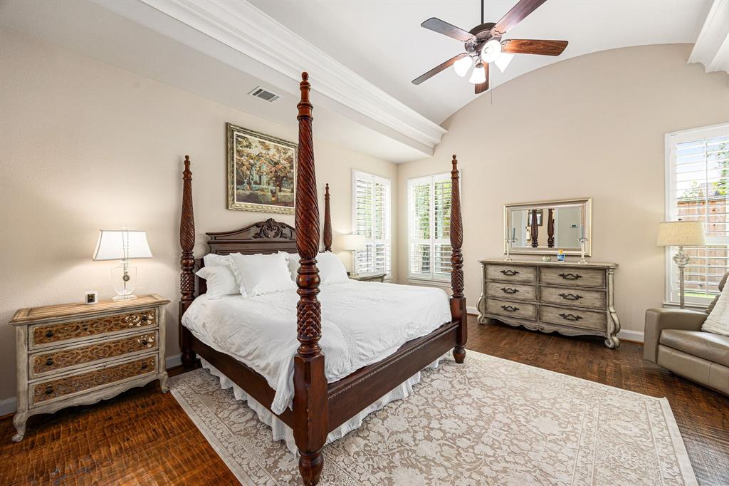 6123 Majestic Pines Drive, Kingwood, Texas image 17