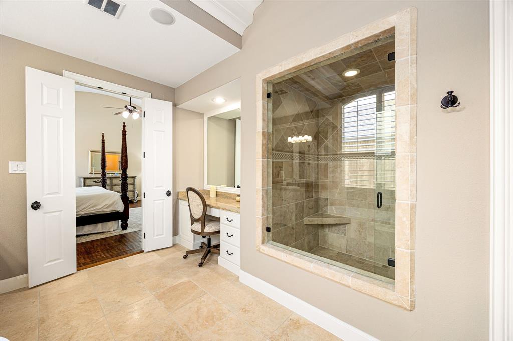 6123 Majestic Pines Drive, Kingwood, Texas image 19