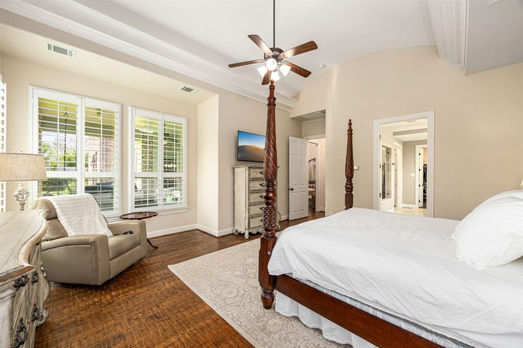 6123 Majestic Pines Drive, Kingwood, Texas image 18