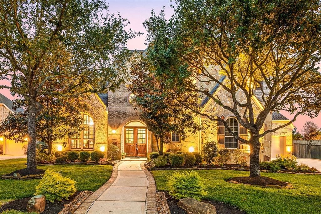 6123 Majestic Pines Drive, Kingwood, Texas image 1