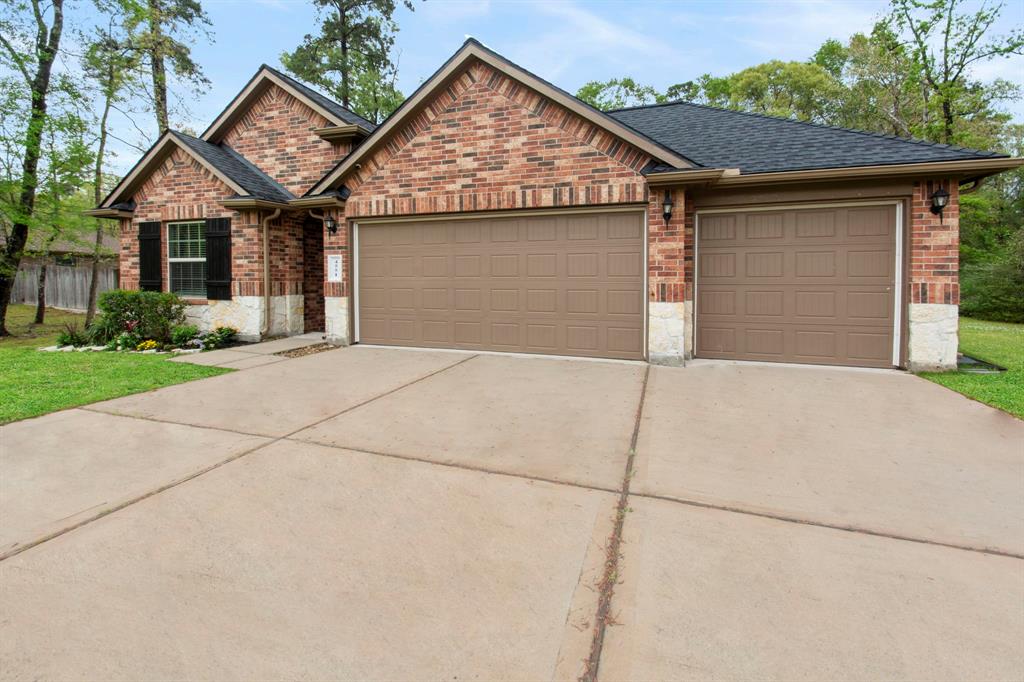 4551 Axis Trail, Conroe, Texas image 3