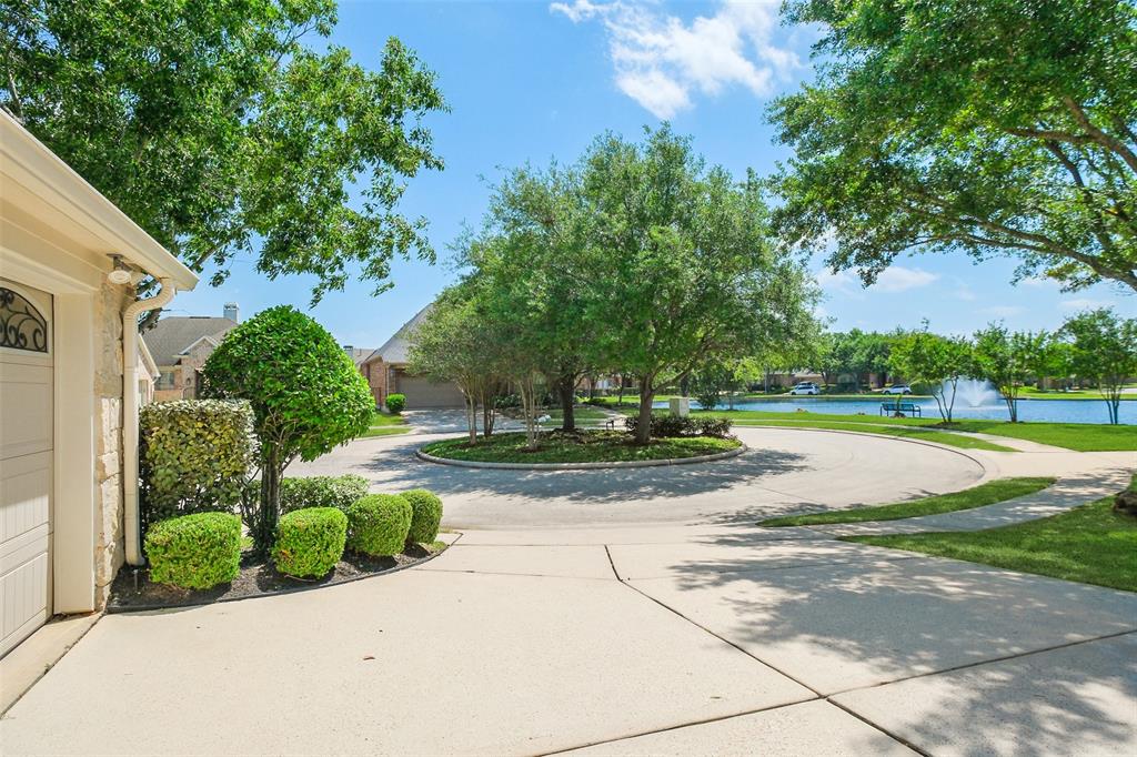 14807 Bonhamford Court, Humble, Texas image 48