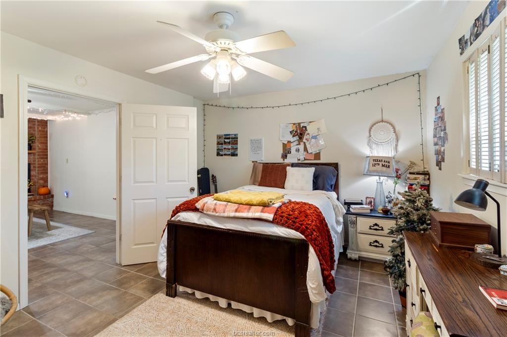 1108 Neal Pickett Drive, College Station, Texas image 17