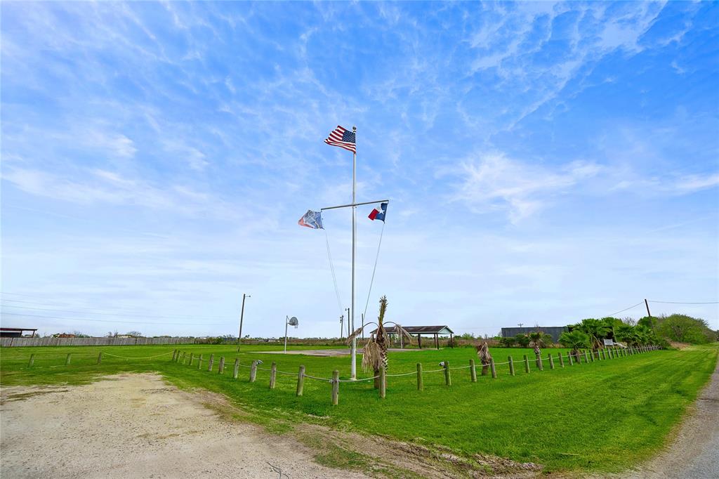 County Road 298 Caney Drive, Sargent, Texas image 10