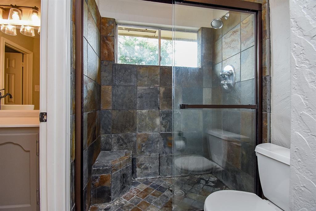 6022 Hansford Lane, Sugar Land, Texas image 32