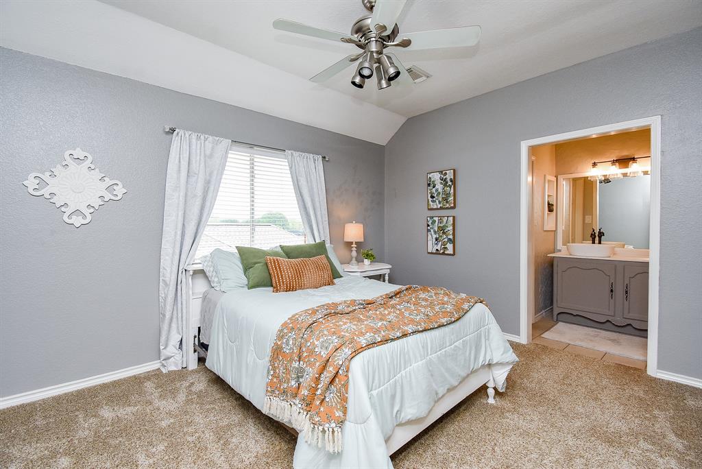 6022 Hansford Lane, Sugar Land, Texas image 30