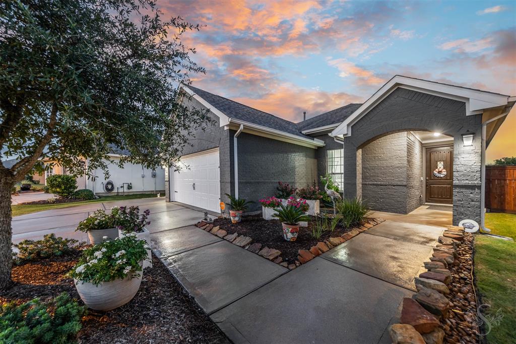 5607 Red Wind Court